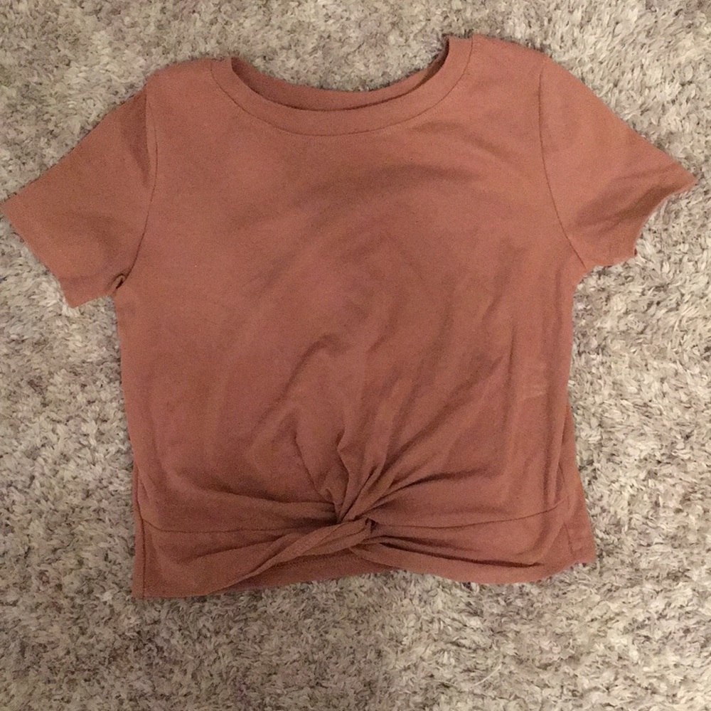 Cropped T-shirt w/ Tie!